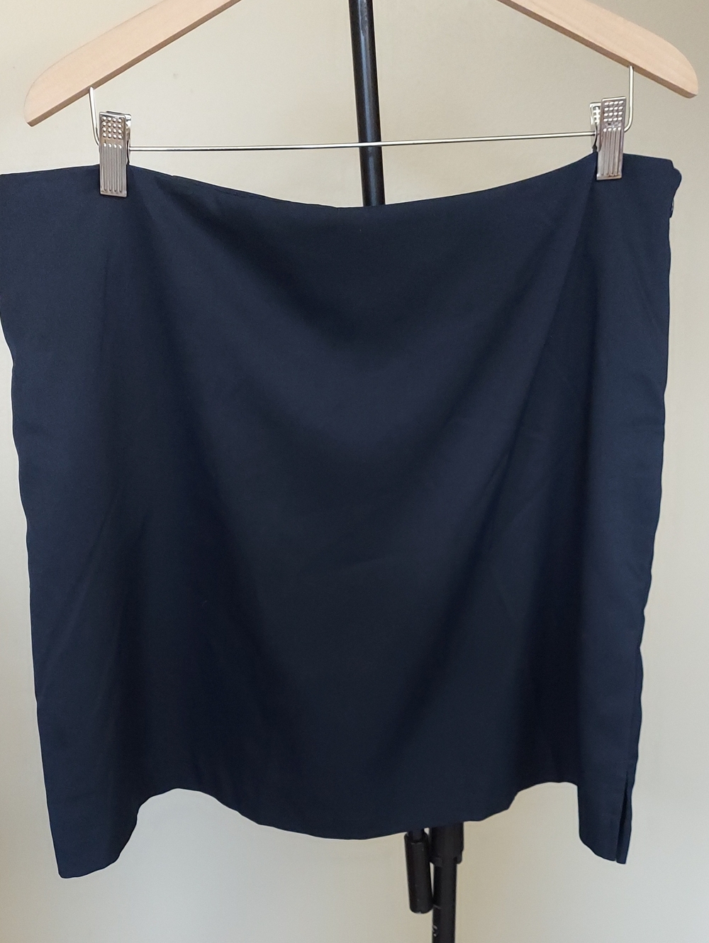 Women's Coral Bay Golf  Dark  Navy Skort - Classic Style Sz 18